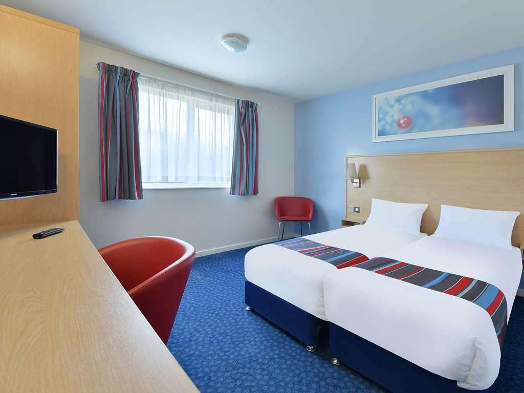 Travelodge Nuneaton Bedworth Szoba fotó